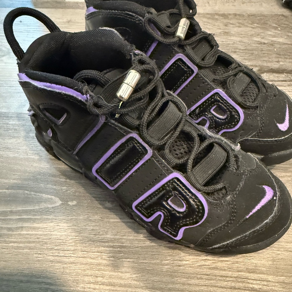 Boys kids Nike Air Retro